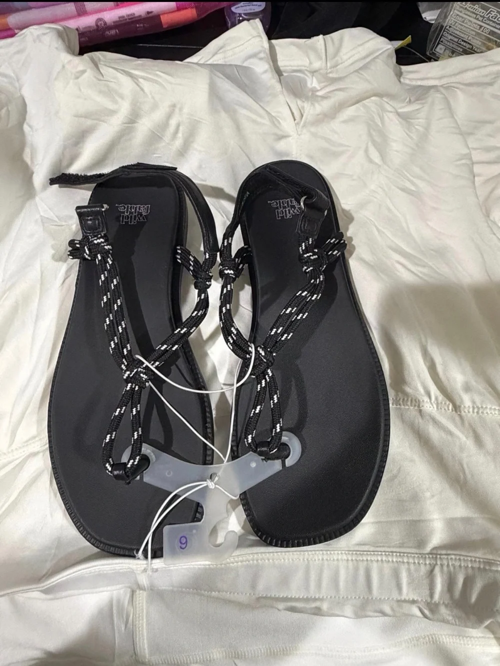 Women’s Black Rope Lace Sandals - Size 6
